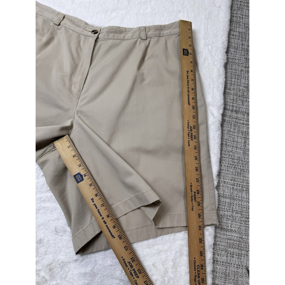 LL Bean Original Fit Bermuda Shorts Womens Size 20W Pockets Khaki‎ 100% Cotton - Picture 5 of 13